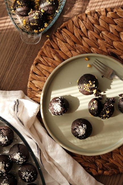 Gourmet Treats and‍ Bowls: Dining in the Lap of Luxury