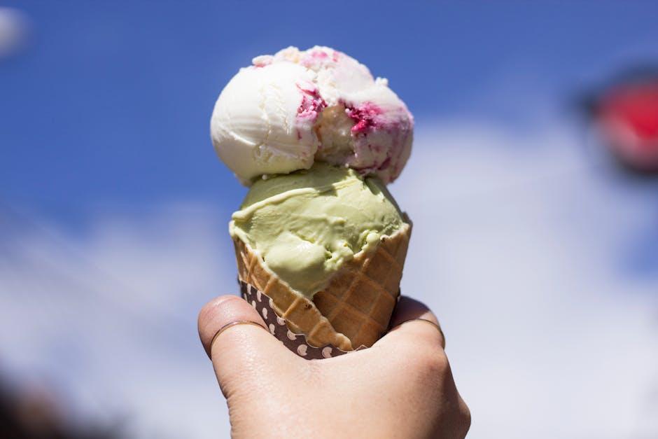 Treat Time: Decoding the Best Snacks and Chews for Happy Tummies